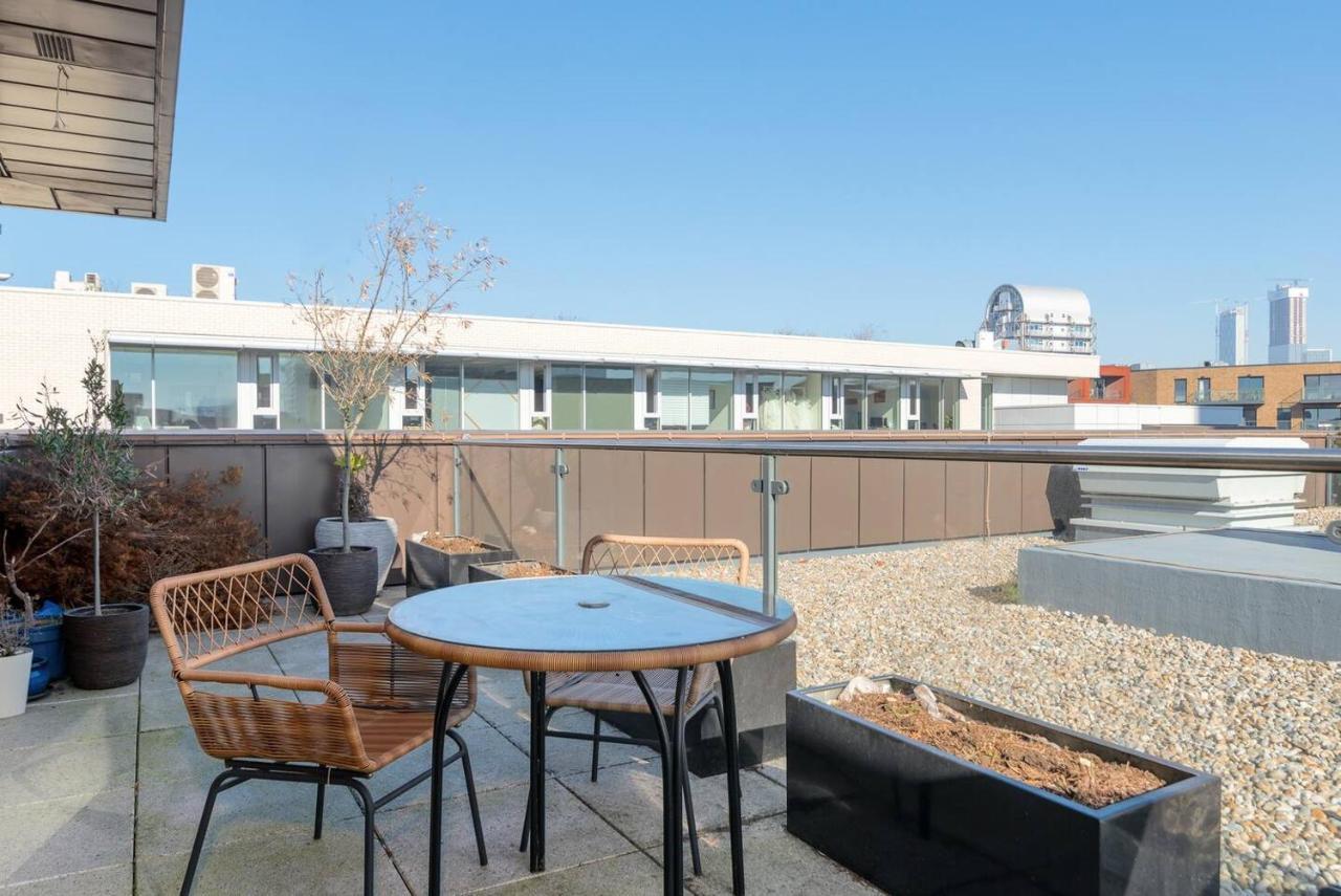 Joivy Lovely Studio Flat With Terrace In Southeast London Exteriör bild